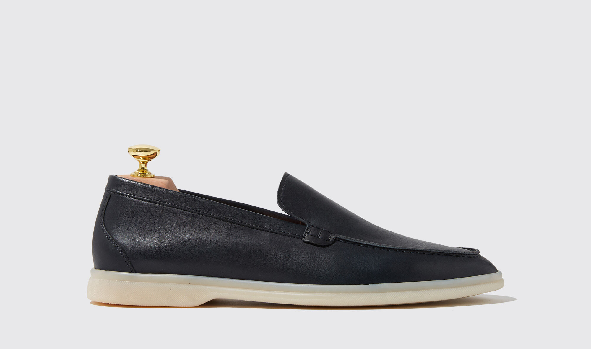 Ludovico Blu

Loafers